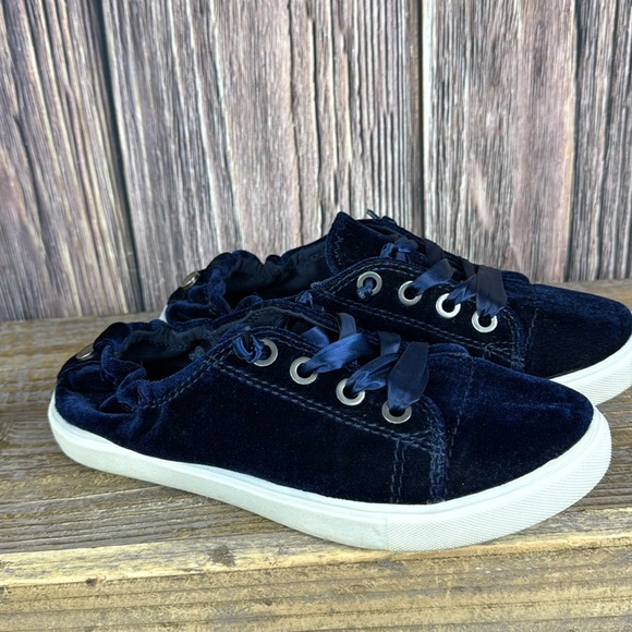 Steve Madden Jane Slip On Blue Velvet Shoes- Size 7 - Picture 2 of 7